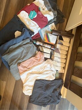 Mixed Casual Tee Bundle with Cricut Joy Supplies